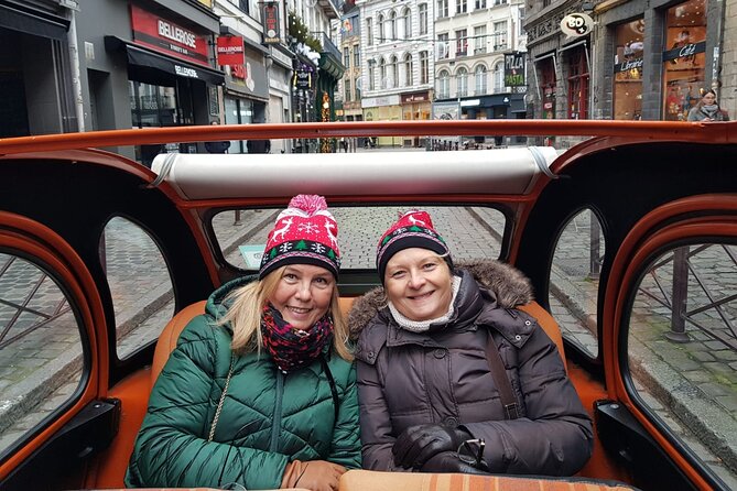 1 Hour Private Lille Tour by Convertible 2CV with a Local Products Tasting - What the private format really means