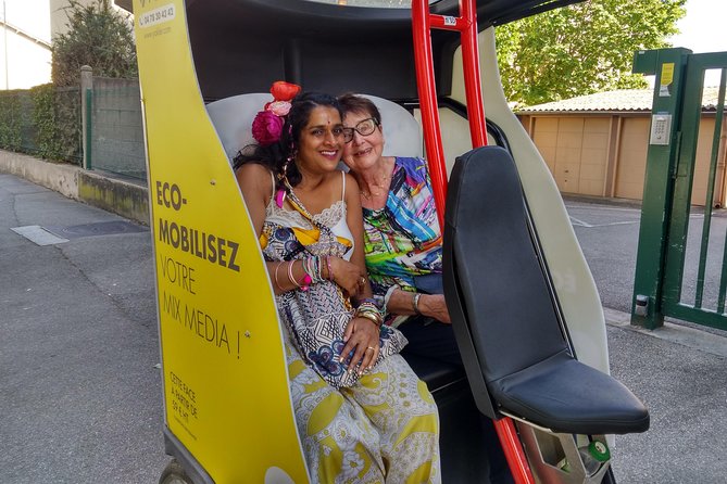 1 or 2-Hour Pedicab tour of Lyon - Meeting at Bellecour and planning your day