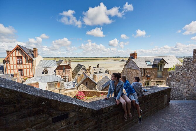 2-Hour Guided Walking tour of the Mont Saint Michel - The old village walk and its steep climb