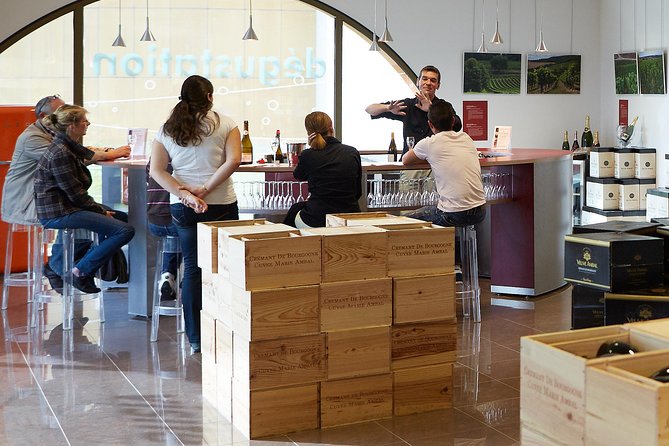 2 Hour Sparkling Wine Tasting and visit in Beaune - How the audio format changes the experience
