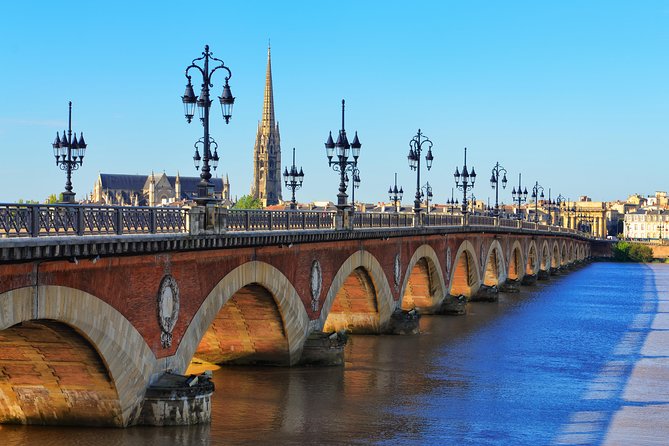 2-Hour Walking Tour of the City’s Iconic Sights and History - Allées de Tourny and Bordeaux’s polished face