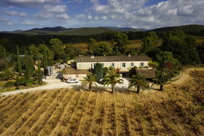4x4 tour in a winery followed by a tasting - Who will enjoy this experience most?