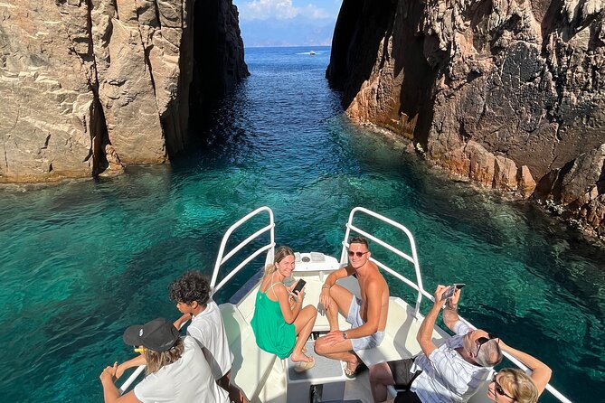 Afternoon in Scandola and creeks of Piana with stop in Girolata - Forty minutes in Girolata