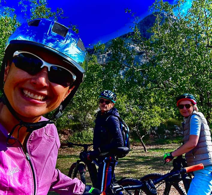 Aix-en-Provence: E-Bike Tour of Mount Sainte-Victoire - From 33 Avenue Sainte-Victoire into the countryside