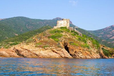 Ajaccio/Porticcio: Scandola Nature Reserve Guided Boat Tour