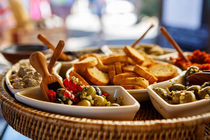 All Inclusive Food & History Tour of Marseille with Local Guide - Key points to know before you book
