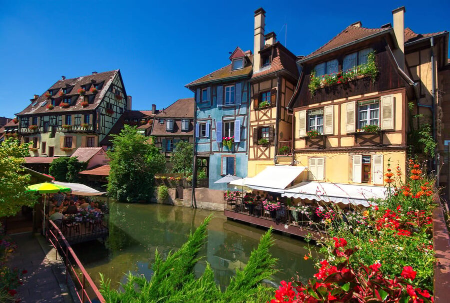 Alsace: Full-Day Wine Tour & Tastings from Strasbourg - Lunch and free time in a medieval village