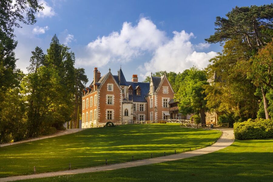 Amboise: Clos Lucé Castle, Da Vinci Park and Museum Ticket - New immersive displays focus on painting and architecture
