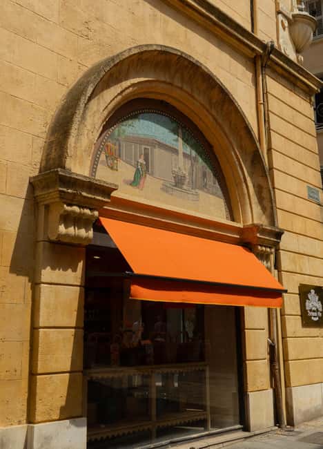 An Aix-traordinary Walking City Tour of Aix-en-Provence - Place Richelme and the taste of everyday Aix