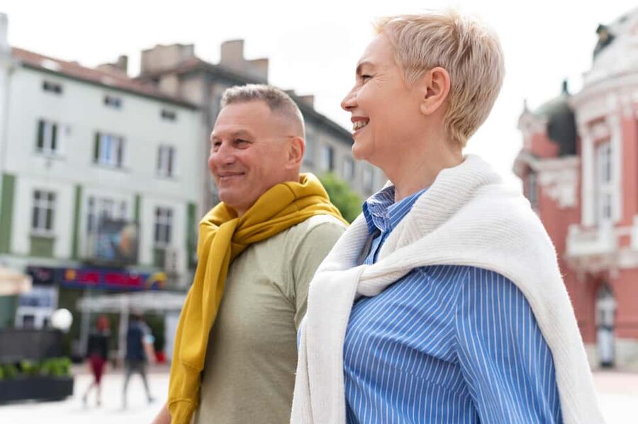 Annecy: Express Walk with a Local in 60 minutes - Key points to know before booking