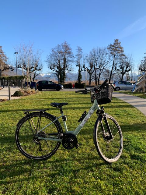 Annecy-le-Vieux, France: Electric and Classic Bike Rentals - Practical Booking Details That Matter