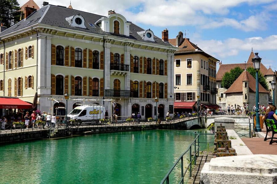 Annecy: Traditional Food Group Walking Tour - Is $89 a fair price?