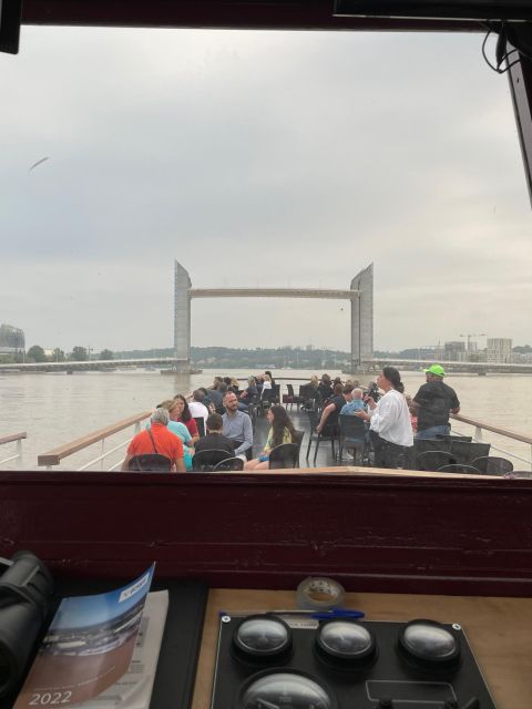 Aperitive guided cruise « Wine and Canelé » - Key points to know before boarding