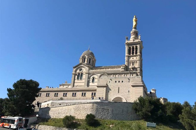 Authentic visit of Marseille - Starting at the Old Port at 9:00 am