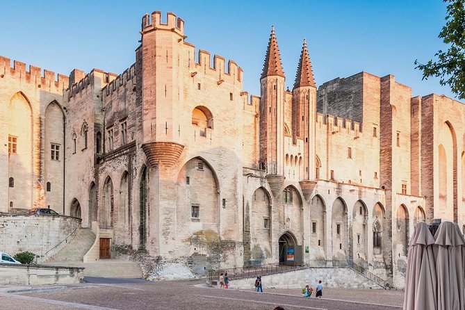 Avignon, Les Baux, St Remy and Arles from MARSEILLE - Who will enjoy this day most