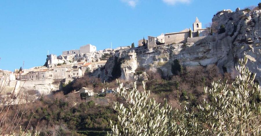 Avignon: Pont du Gard, Saint Remy and Les Baux Half-Day Tour - The three details that make this tour worthwhile