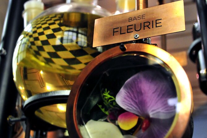 Bar des fragrances Grasse - The three bases and six notes