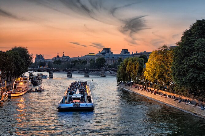 Bateaux Mouches Sightseeing Cruise on the Seine River in Paris - Boarding at Port de la Conférence