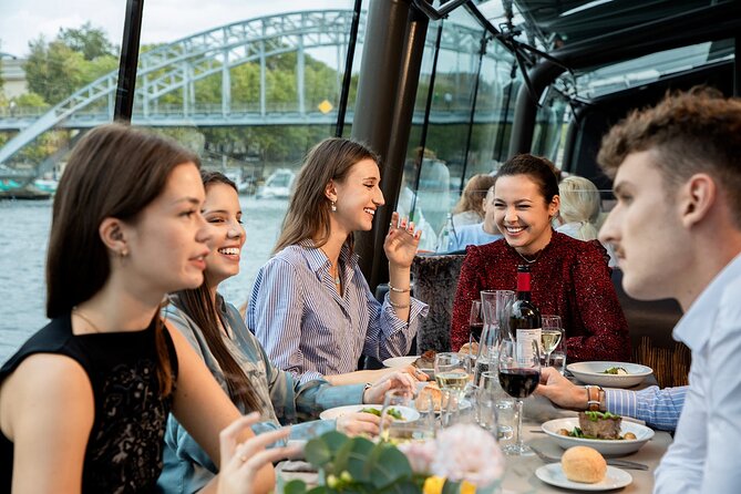 Bateaux Parisiens Seine River Gourmet Lunch & Sightseeing Cruise - Choosing between Etoile, Privilege, and Premier
