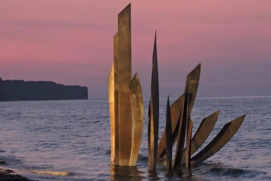 Bayeux: Normandy D-Day Landing Beaches Full-Day Guided Tour - Key points to know before booking