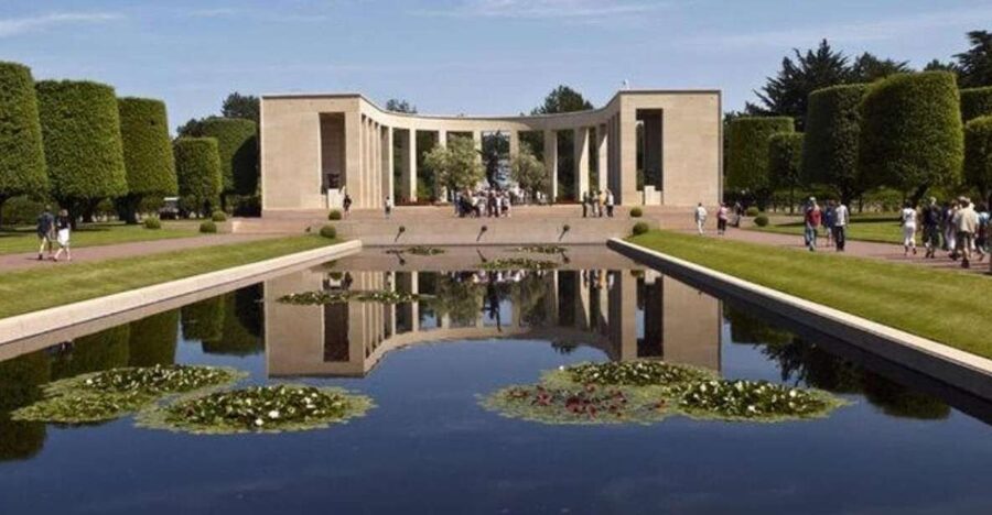 Bayeux: Normandy D-Day Landing Beaches Full-Day Guided Tour - Sainte-Mère-Église and the airborne story