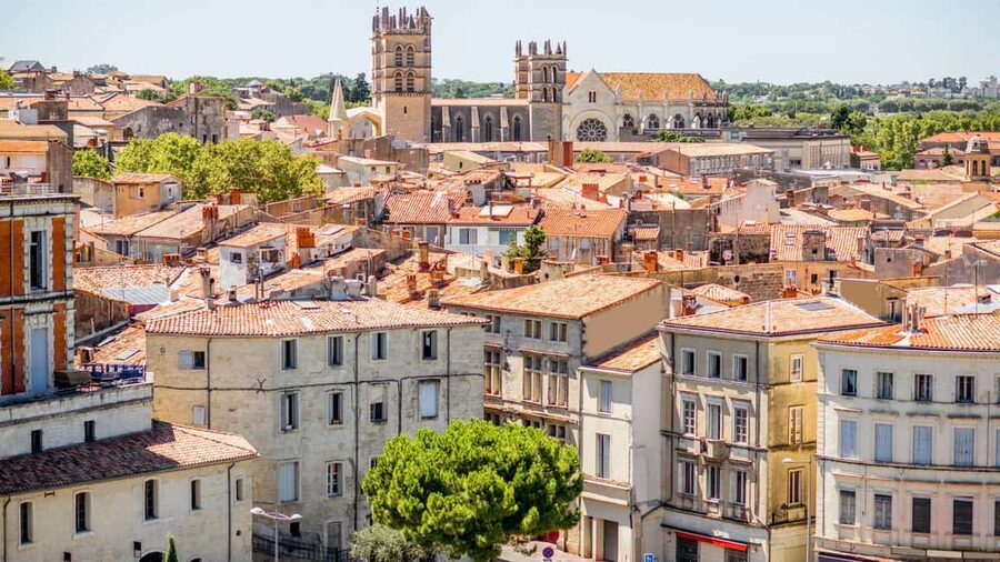 Best of Montpellier: Private Walking Tour with a Local - Duration, cost, and overall value