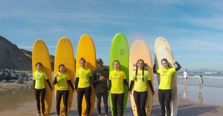 Biarritz: 1.5-Hour Group Surf Lesson - Small details that make the day easier