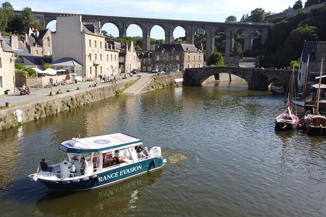 Boat trip on the Rance Canal - Two hours with no stop along the canal