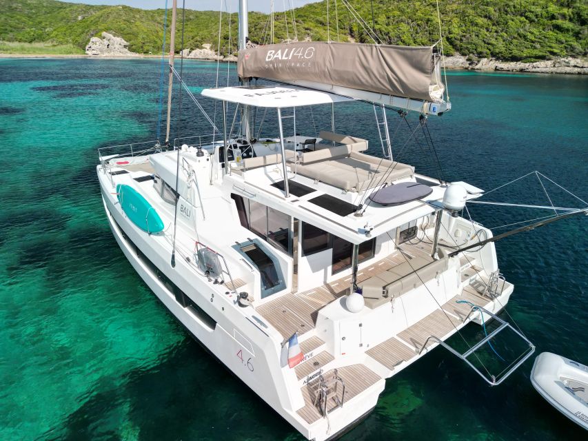 Bonifacio: sunset catamaran trip and aperitif - The 6:30 PM departure and short cruise