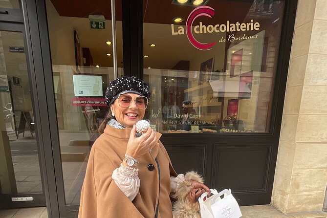 Bordeaux: Best of French Chocolate and Pastry Tasting Tour - Group size, families, and the right pace