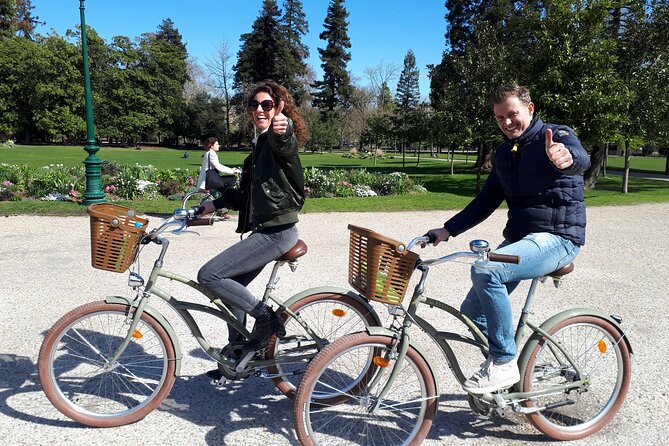 Bordeaux bike tour "The Best of Bordeaux" - Saint-Michel and the Grosse Cloche