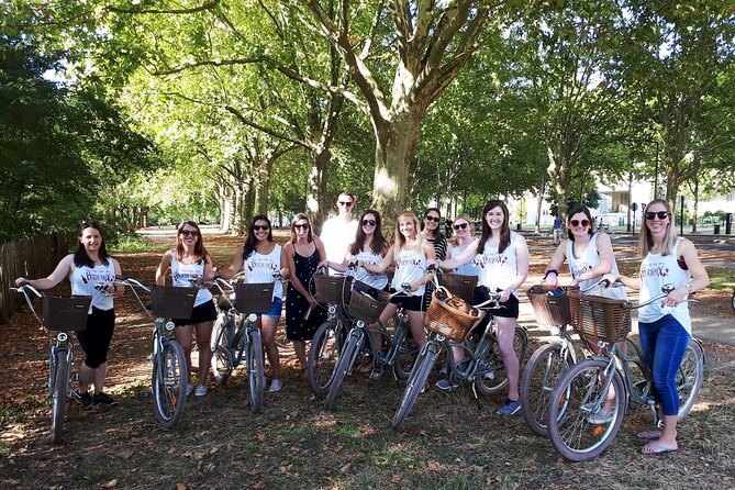 Bordeaux bike tour "The Best of Bordeaux" - Chartrons and the old wine trade