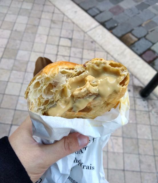 Bordeaux: Chocolate & Pastries Food Tour | 6+ Tastings - A walking route with useful local context