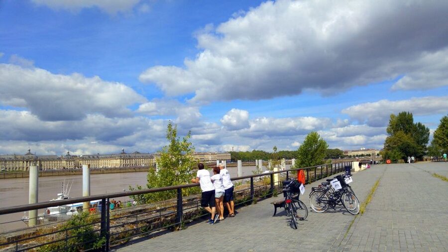 Bordeaux: Essentials 3-Hour Bike Ride - Key points to know before you book