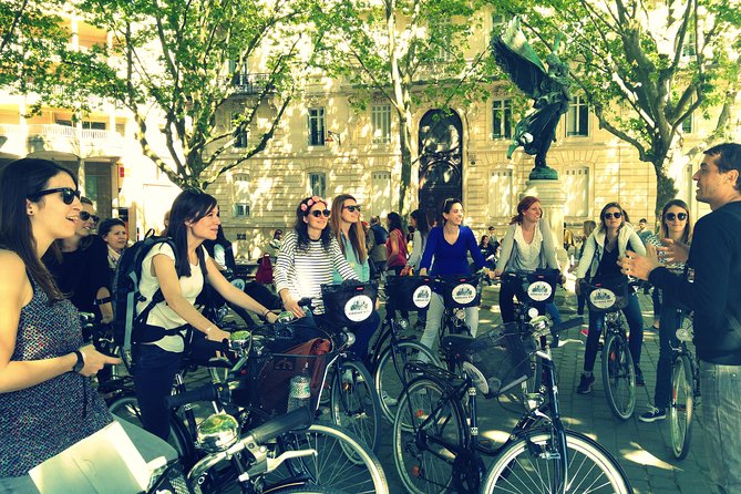 Bordeaux Essentials Sightseeing Bike Tour with a Local Guide - Guides Who Add More Than Directions