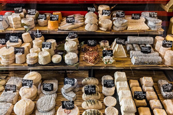 Bordeaux Old Town Food and Wine Tour - How much food and wine should you expect?