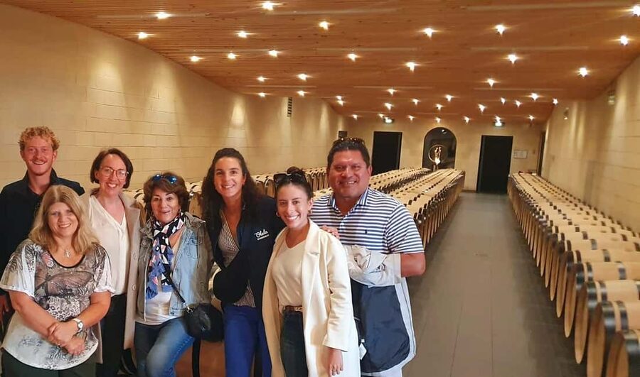 Bordeaux: Saint-Emilion and Medoc Full-Day Wine Experience - Crossing to the Médoc and the Left Bank