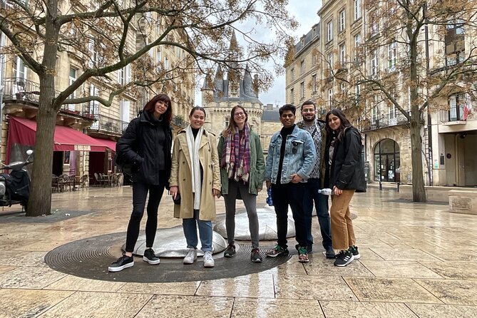 Bordeaux Walking Tour with a Local Private Guide - Porte Cailhau and Bordeaux’s changing rulers