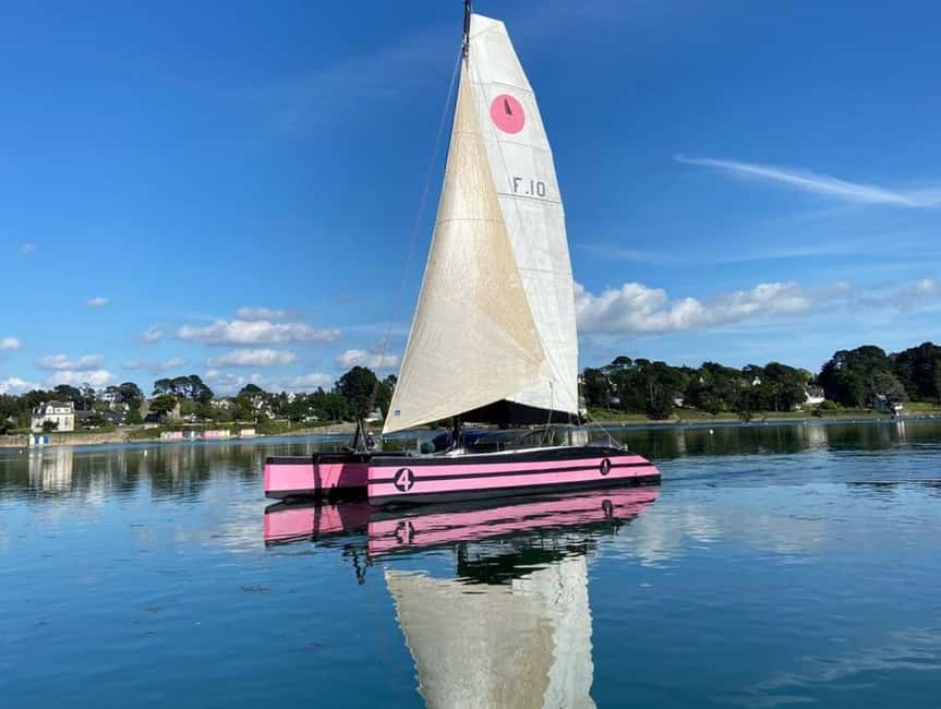 Brittany: Glénan Archipelago Sailing Day - The cruise itself: open water, views, and two aperitifs