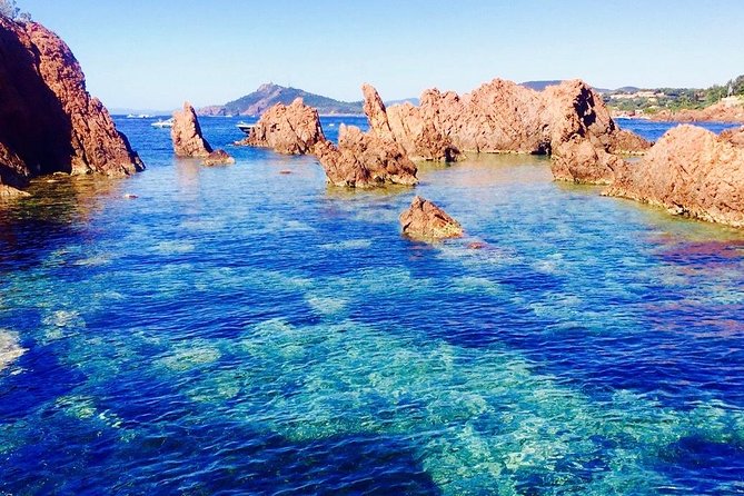 Calanques and red rocks - Departure Saint Raphaël - Who will enjoy this trip most?