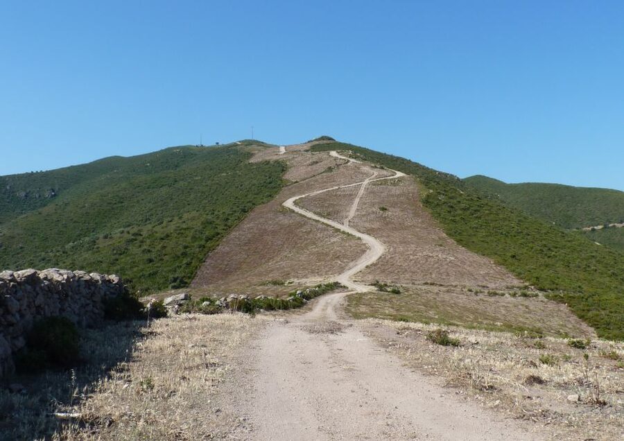 Calvi: Asco Valley 4x4 Day Tour with Guide - Monte Cinto scenery and granite gorges