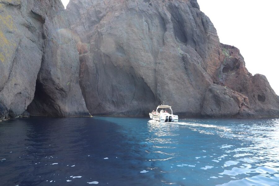 Calvi: Scandola and Girolata 6-Hour Boat Tour - What to bring for a comfortable day