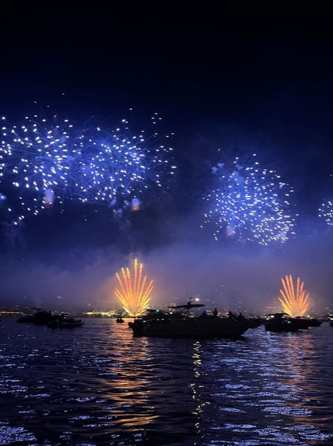 Cannes: Fireworks at Sea - The first hour: Sainte-Marguerite and Saint-Honorat
