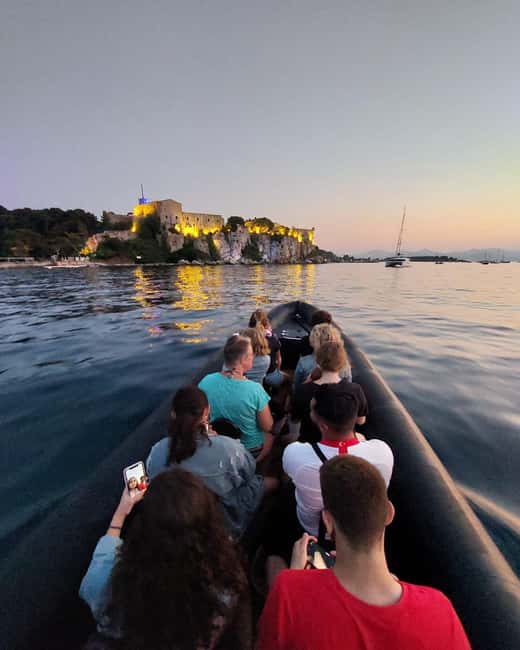 Cannes: Fireworks at Sea - From the islands to the Bay of Cannes