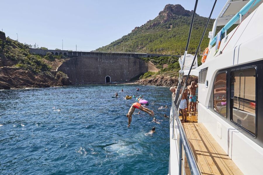Cannes: Half-Day Catamaran Cruise - Booking advice and what to bring