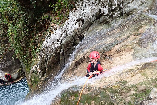 Canyoning discovery in the Vercors - Grenoble - The guide’s style is part of the value