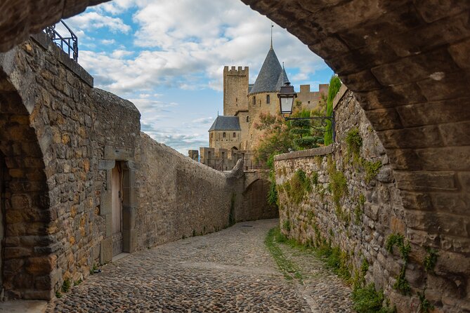 Carcassonne 's Medieval Walls: A Self-Guided Tour - Key points before you go