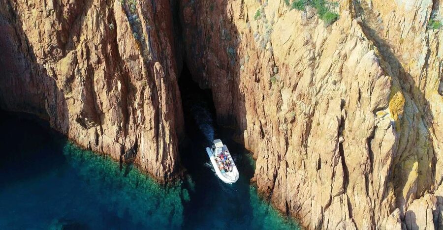 Cargèse: Calanques of Piana Capo Rosso Semi-Rigid Boat Tour - The Guide and the Feel of the Ride