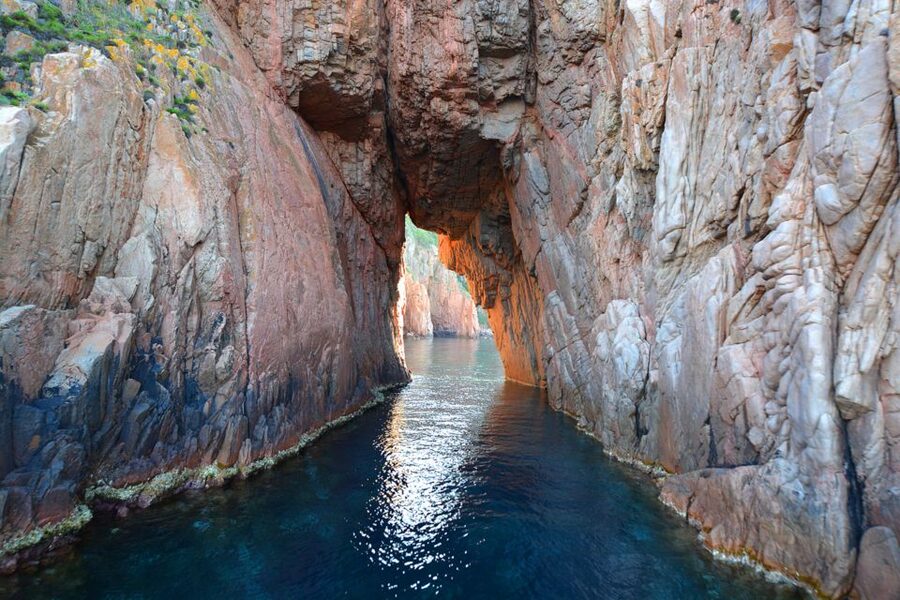 Cargèse: Scandola and Piana Boat Tour with Stop at Girolata - What the crew adds to the experience