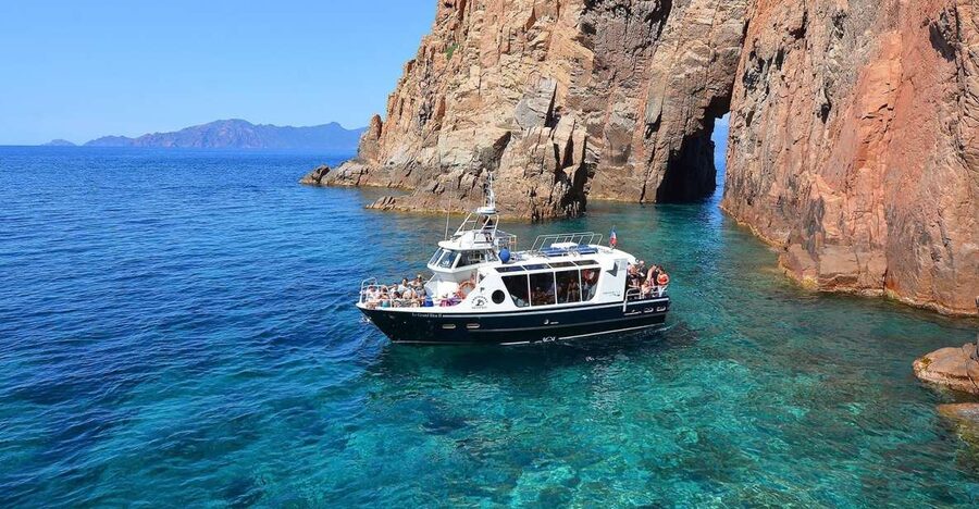 Cargèse: Scandola and Piana Boat Tour with Stop at Girolata - Starting at Cargèse beneath the cemetery